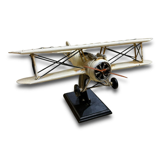 Avión en hojalata decorativo